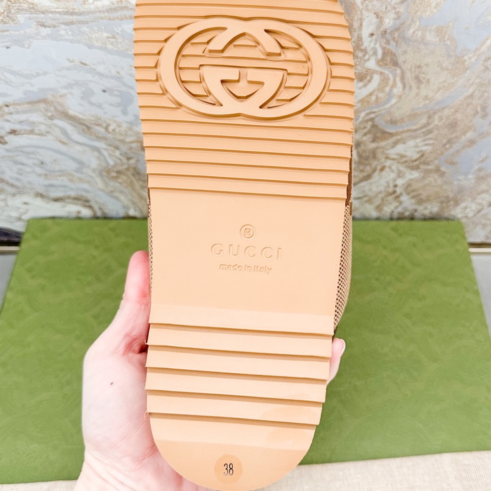 New! Gucci Monogram Jumbo GG Angelina Platform 55mm Slide Sandals - Picture 9 of 9